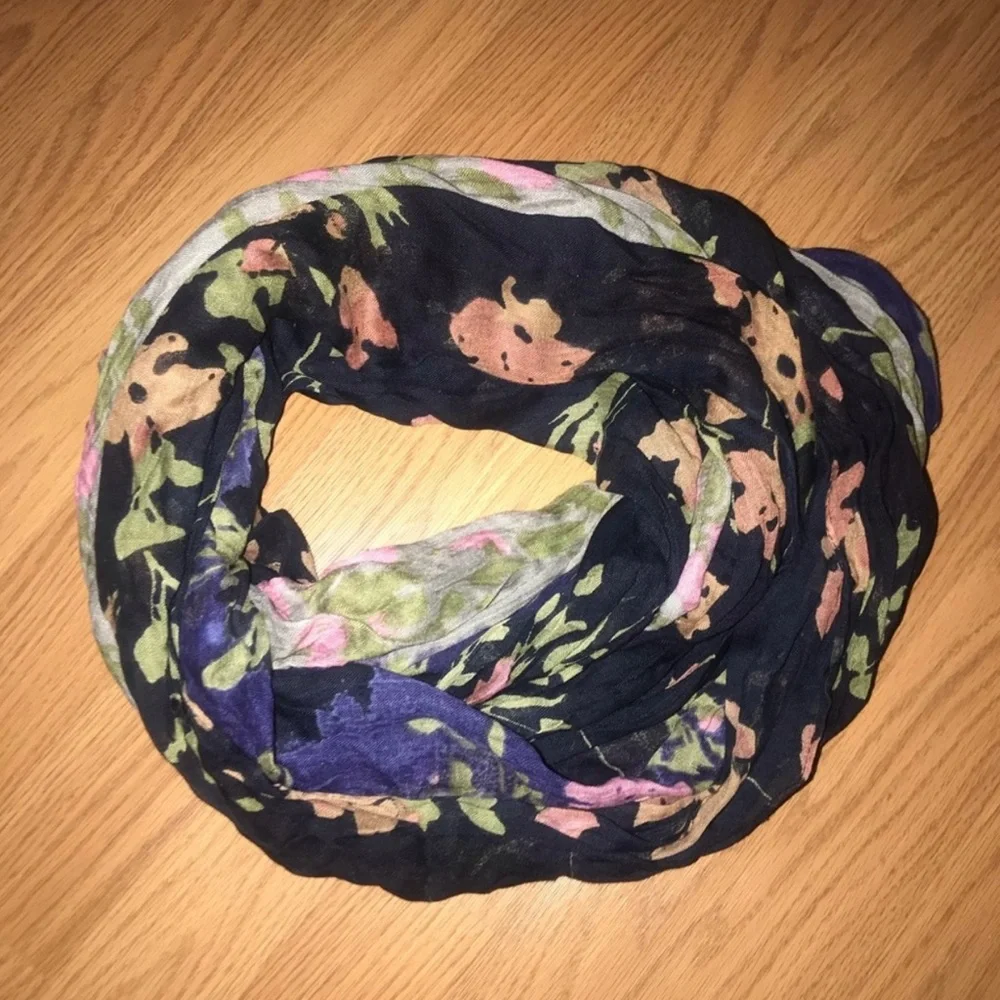 Bundle of two infinity scarves. One hot pink with white lace and one floral.